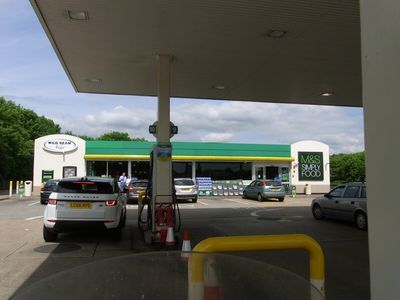 ... een BP tankstation ...