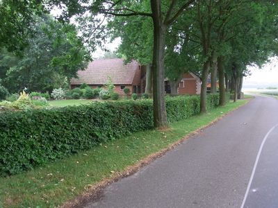 ... verscholen in het groen ...