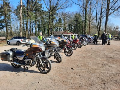 ... motoren geparkeerd ...