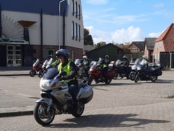 ... vertrek groep 1 ...
