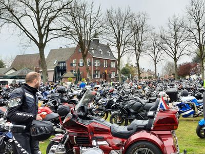 ... brommers kieken ...
