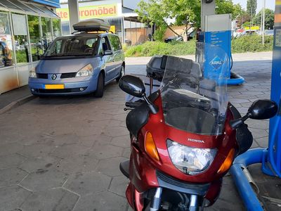 ... een auto ...