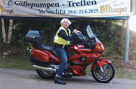 ... vermoeide motorrijder ...